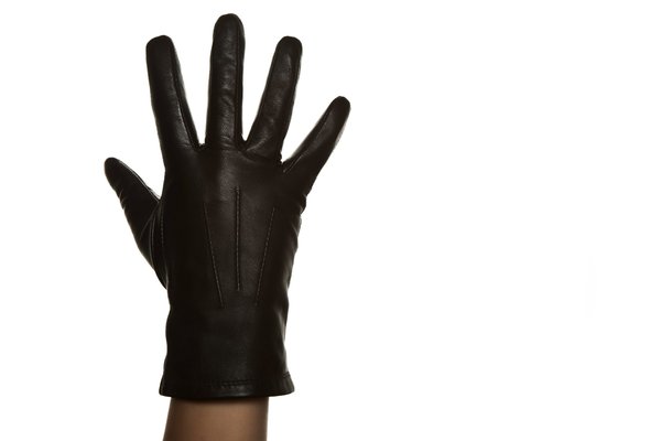 Quels gants choisir pour un événement élégant en extérieur pendant l'automne?